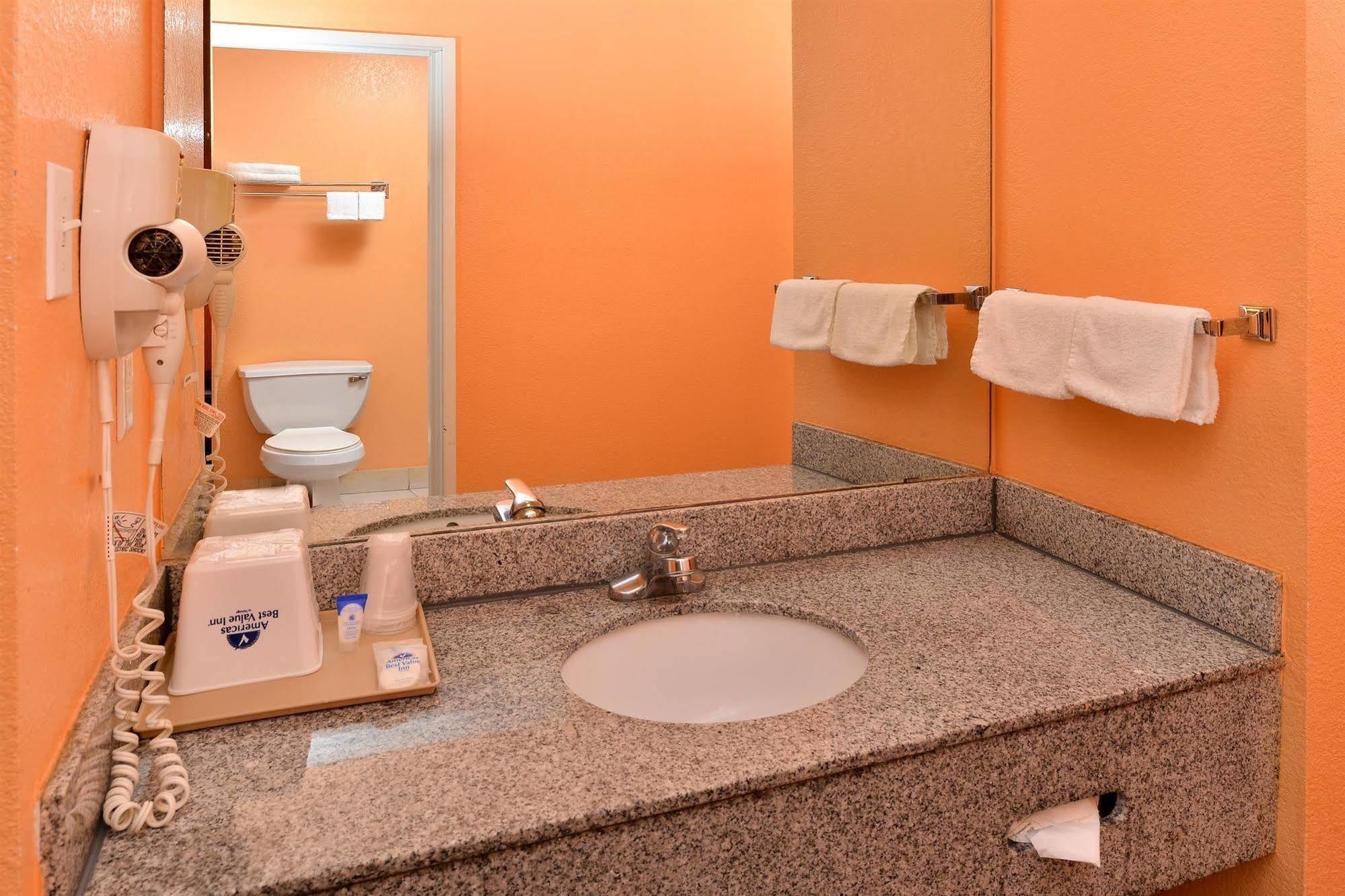 Executive Inn & Suites Breaux Bridge, La Ngoại thất bức ảnh